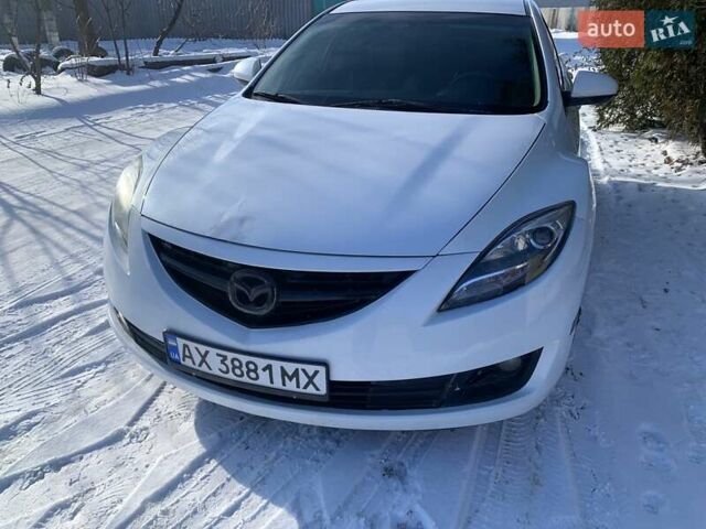 Белый Мазда 6, объемом двигателя 2.49 л и пробегом 270 тыс. км за 7000 $, фото 1 на Automoto.ua