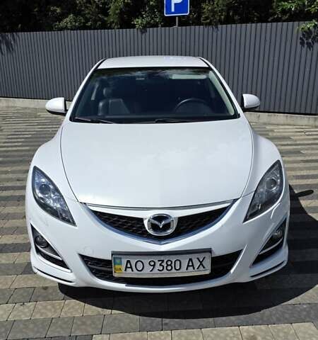 Белый Мазда 6, объемом двигателя 2 л и пробегом 167 тыс. км за 7800 $, фото 1 на Automoto.ua