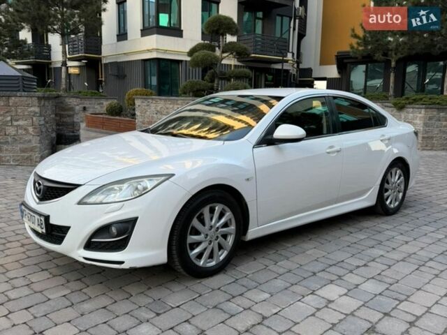 Белый Мазда 6, объемом двигателя 2 л и пробегом 217 тыс. км за 7100 $, фото 1 на Automoto.ua