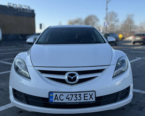 Белый Мазда 6, объемом двигателя 2.49 л и пробегом 188 тыс. км за 9100 $, фото 1 на Automoto.ua