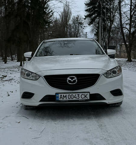 Белый Мазда 6, объемом двигателя 2.49 л и пробегом 293 тыс. км за 9800 $, фото 1 на Automoto.ua