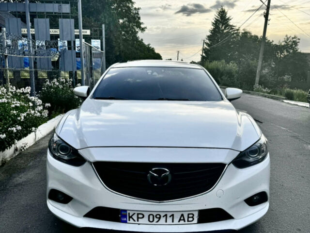 Белый Мазда 6, объемом двигателя 2.49 л и пробегом 235 тыс. км за 13500 $, фото 1 на Automoto.ua