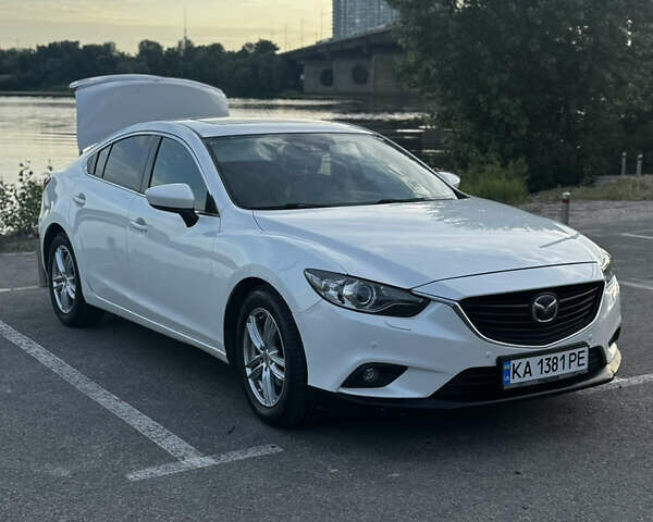 Белый Мазда 6, объемом двигателя 2.49 л и пробегом 167 тыс. км за 13000 $, фото 1 на Automoto.ua