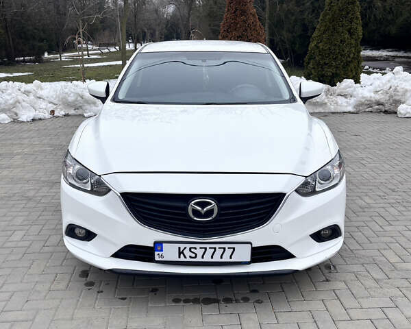 Белый Мазда 6, объемом двигателя 2.5 л и пробегом 206 тыс. км за 11200 $, фото 1 на Automoto.ua