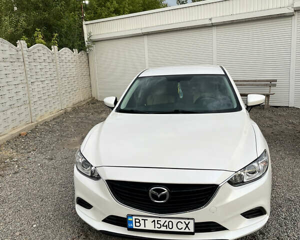 Белый Мазда 6, объемом двигателя 2.49 л и пробегом 170 тыс. км за 10500 $, фото 1 на Automoto.ua