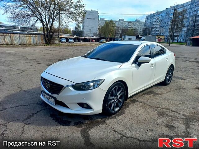 Белый Мазда 6, объемом двигателя 2.5 л и пробегом 172 тыс. км за 13000 $, фото 1 на Automoto.ua