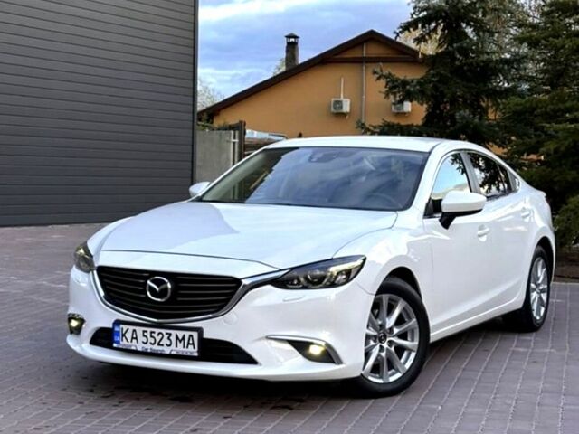 Білий Мазда 6, об'ємом двигуна 2.5 л та пробігом 185 тис. км за 13500 $, фото 1 на Automoto.ua