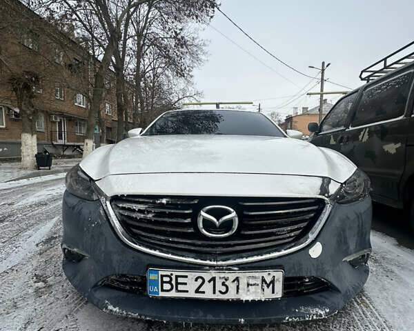 Белый Мазда 6, объемом двигателя 2.49 л и пробегом 244 тыс. км за 12500 $, фото 1 на Automoto.ua