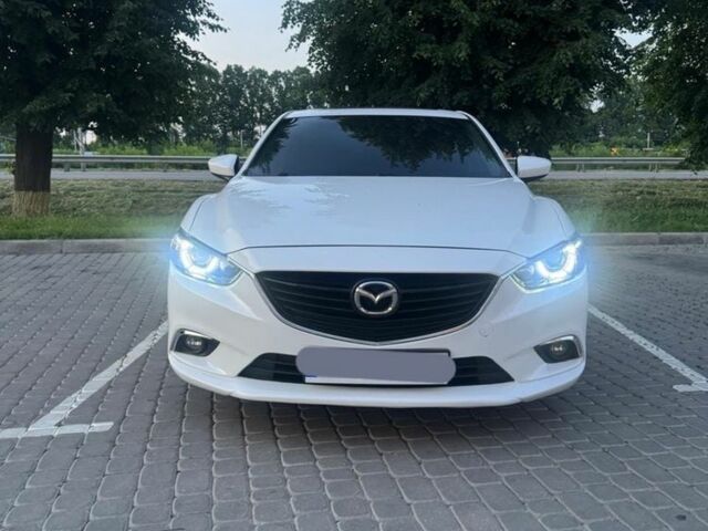Білий Мазда 6, об'ємом двигуна 0 л та пробігом 187 тис. км за 15000 $, фото 1 на Automoto.ua