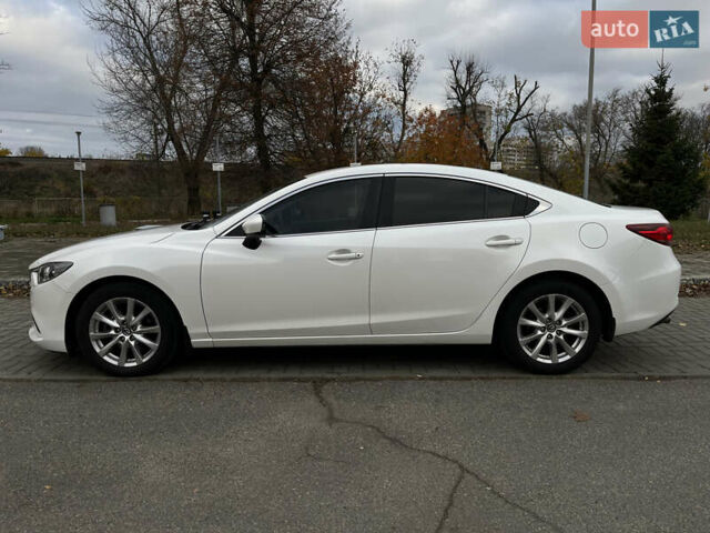 Білий Мазда 6, об'ємом двигуна 2 л та пробігом 200 тис. км за 15200 $, фото 1 на Automoto.ua