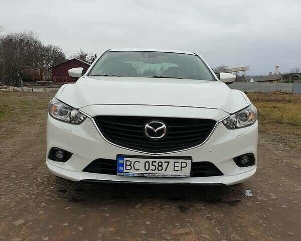Белый Мазда 6, объемом двигателя 2 л и пробегом 143 тыс. км за 13100 $, фото 1 на Automoto.ua