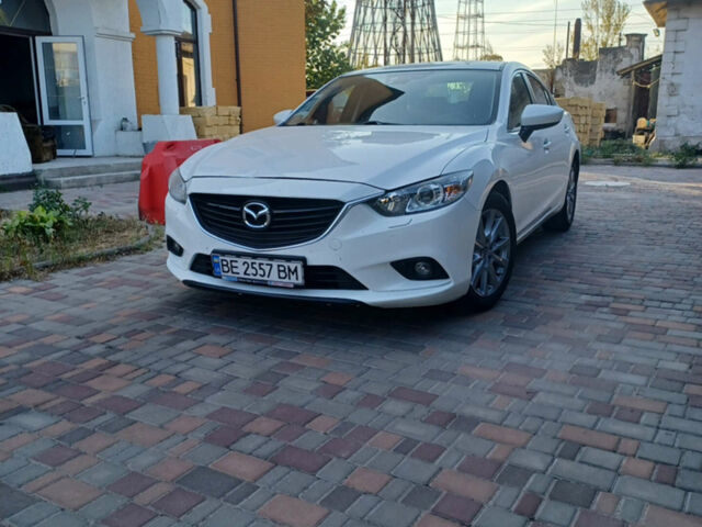 Білий Мазда 6, об'ємом двигуна 2 л та пробігом 67 тис. км за 16000 $, фото 1 на Automoto.ua