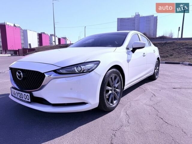 Белый Мазда 6, объемом двигателя 2 л и пробегом 47 тыс. км за 18500 $, фото 1 на Automoto.ua
