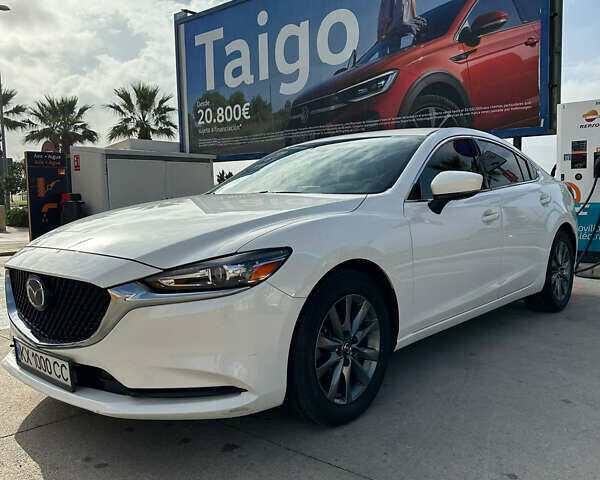 Белый Мазда 6, объемом двигателя 2.49 л и пробегом 62 тыс. км за 16900 $, фото 1 на Automoto.ua