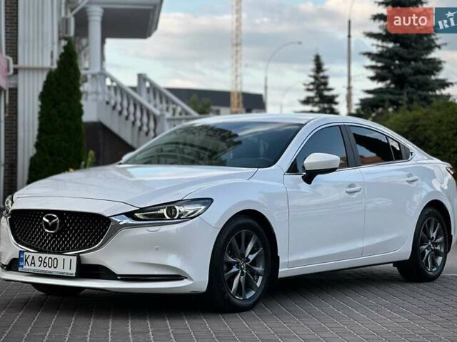 Белый Мазда 6, объемом двигателя 2 л и пробегом 38 тыс. км за 21500 $, фото 1 на Automoto.ua