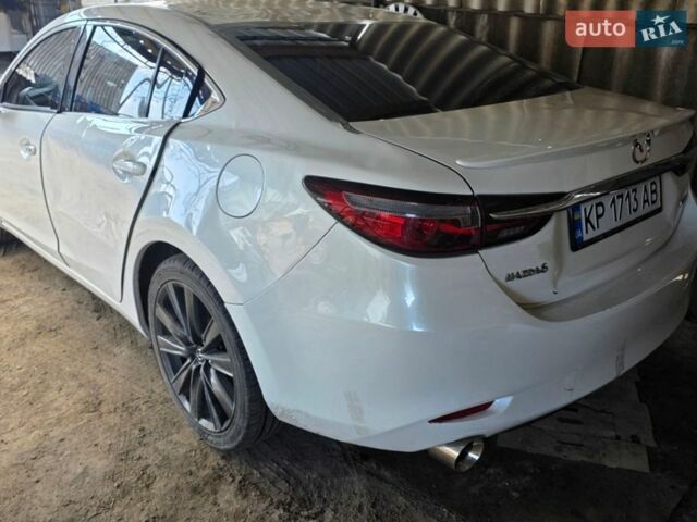 Белый Мазда 6, объемом двигателя 2.5 л и пробегом 103 тыс. км за 15000 $, фото 1 на Automoto.ua