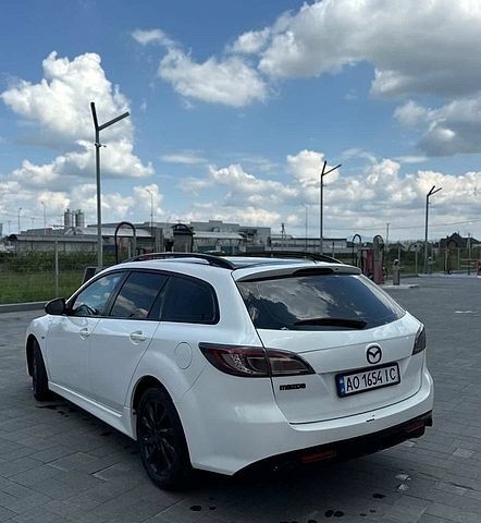 Білий Мазда 6, об'ємом двигуна 2.2 л та пробігом 300 тис. км за 7300 $, фото 1 на Automoto.ua