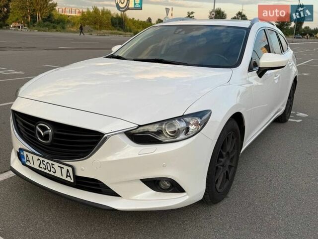 Белый Мазда 6, объемом двигателя 2.19 л и пробегом 252 тыс. км за 10500 $, фото 1 на Automoto.ua