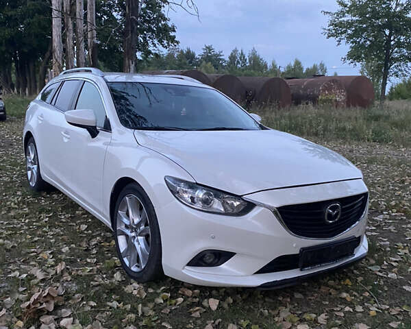 Белый Мазда 6, объемом двигателя 2.2 л и пробегом 321 тыс. км за 9100 $, фото 1 на Automoto.ua
