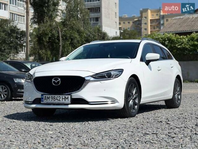 Белый Мазда 6, объемом двигателя 2.19 л и пробегом 333 тыс. км за 17867 $, фото 1 на Automoto.ua
