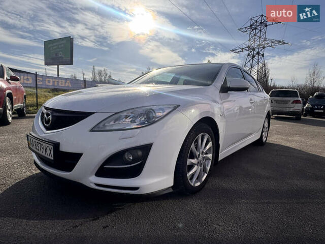 Білий Мазда 6, об'ємом двигуна 2 л та пробігом 177 тис. км за 8900 $, фото 1 на Automoto.ua