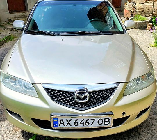 Бежевый Мазда 6, объемом двигателя 2 л и пробегом 270 тыс. км за 3800 $, фото 1 на Automoto.ua