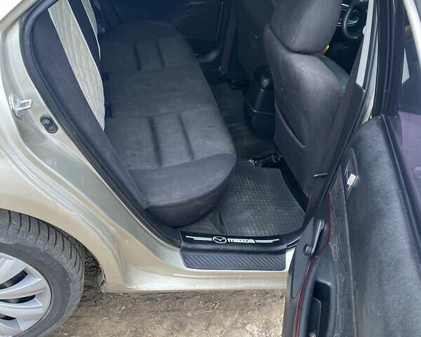 Бежевый Мазда 6, объемом двигателя 2 л и пробегом 270 тыс. км за 3800 $, фото 1 на Automoto.ua