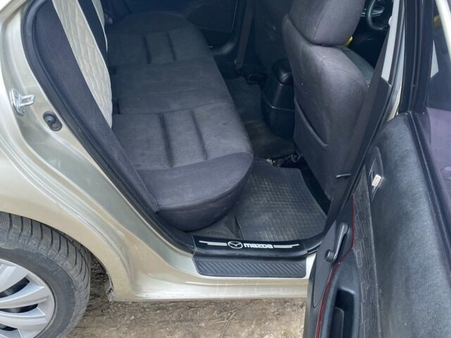 Бежевий Мазда 6, об'ємом двигуна 2 л та пробігом 270 тис. км за 3800 $, фото 1 на Automoto.ua