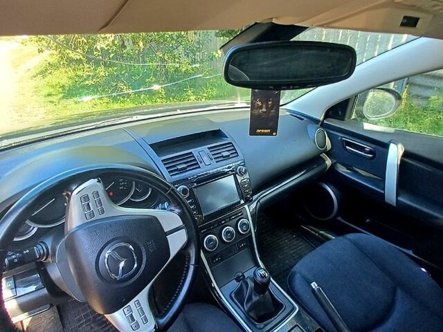 Чорний Мазда 6, об'ємом двигуна 1.8 л та пробігом 215 тис. км за 7500 $, фото 1 на Automoto.ua