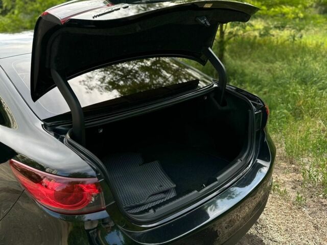 Черный Мазда 6, объемом двигателя 2.5 л и пробегом 140 тыс. км за 13000 $, фото 1 на Automoto.ua