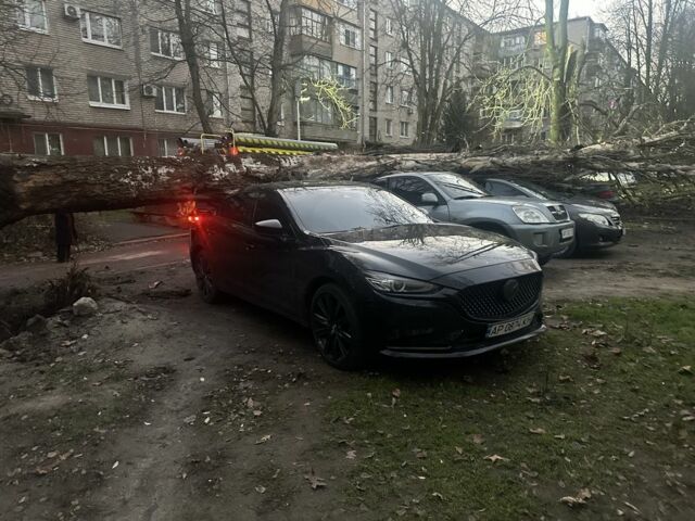 Черный Мазда 6, объемом двигателя 2.5 л и пробегом 120 тыс. км за 11000 $, фото 1 на Automoto.ua