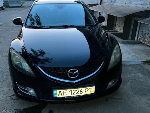 Черный Мазда 6, объемом двигателя 2 л и пробегом 305 тыс. км за 8200 $, фото 1 на Automoto.ua