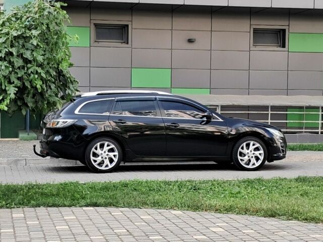 Чорний Мазда 6, об'ємом двигуна 2 л та пробігом 300 тис. км за 7400 $, фото 1 на Automoto.ua