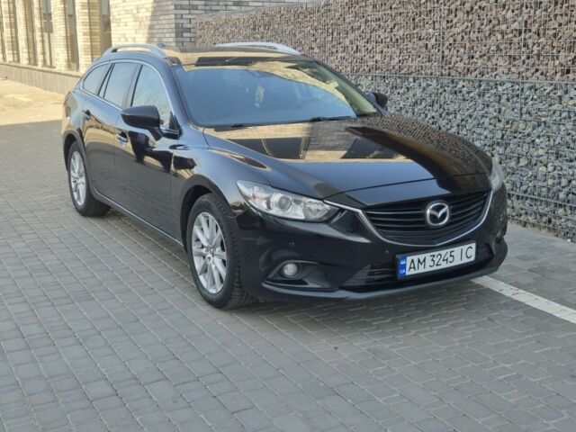 Черный Мазда 6, объемом двигателя 2.2 л и пробегом 262 тыс. км за 9800 $, фото 1 на Automoto.ua