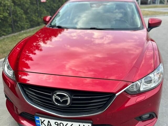 Красный Мазда 6, объемом двигателя 2 л и пробегом 112 тыс. км за 13600 $, фото 1 на Automoto.ua