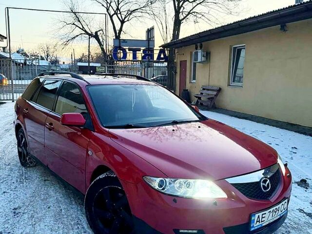 Червоний Мазда 6, об'ємом двигуна 2 л та пробігом 300 тис. км за 3299 $, фото 1 на Automoto.ua