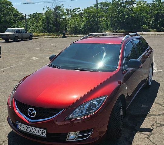 Червоний Мазда 6, об'ємом двигуна 2 л та пробігом 265 тис. км за 7600 $, фото 1 на Automoto.ua