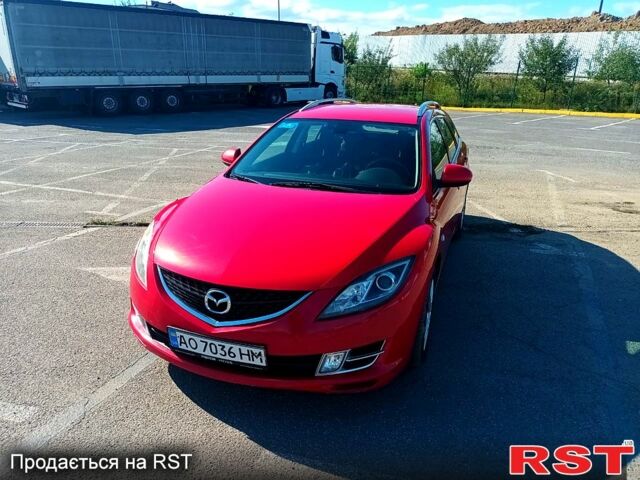 Красный Мазда 6, объемом двигателя 2 л и пробегом 256 тыс. км за 5500 $, фото 1 на Automoto.ua