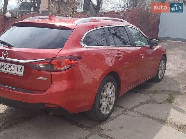 Червоний Мазда 6, об'ємом двигуна 2.19 л та пробігом 245 тис. км за 9000 $, фото 1 на Automoto.ua