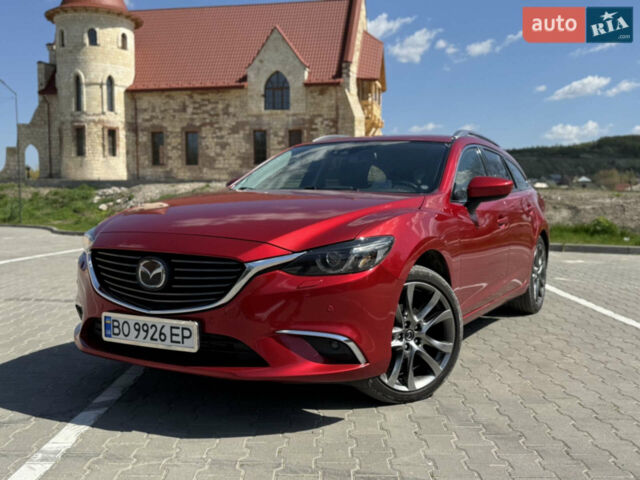 Красный Мазда 6, объемом двигателя 2.2 л и пробегом 267 тыс. км за 12500 $, фото 1 на Automoto.ua