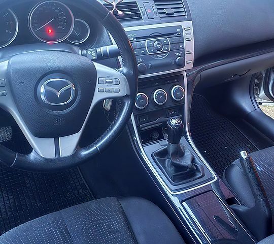Мазда 6, объемом двигателя 2 л и пробегом 215 тыс. км за 5500 $, фото 1 на Automoto.ua