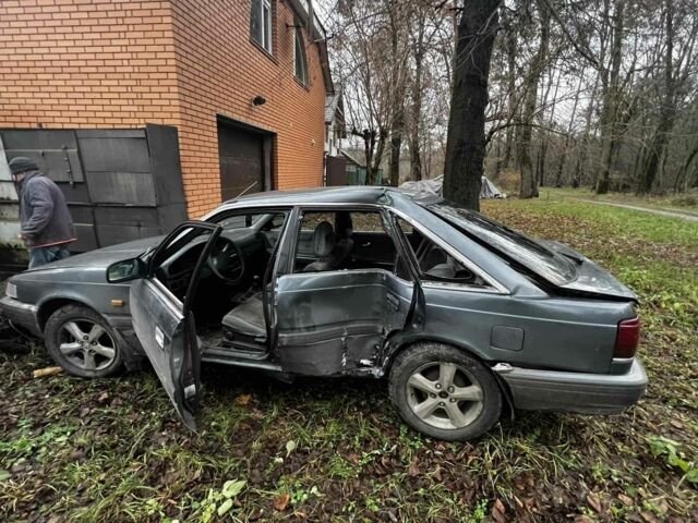 Сірий Мазда 6, об'ємом двигуна 2 л та пробігом 250 тис. км за 700 $, фото 1 на Automoto.ua