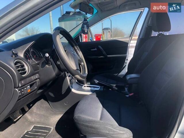 Серый Мазда 6, объемом двигателя 2 л и пробегом 293 тыс. км за 4800 $, фото 1 на Automoto.ua