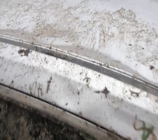 Серый Мазда 6, объемом двигателя 2 л и пробегом 239 тыс. км за 3000 $, фото 1 на Automoto.ua