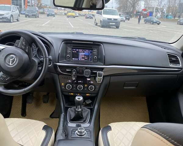 Сірий Мазда 6, об'ємом двигуна 2.18 л та пробігом 200 тис. км за 10300 $, фото 1 на Automoto.ua