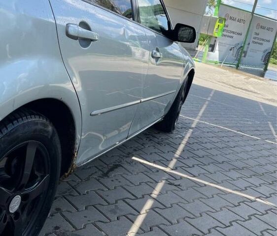 Серый Мазда 6, объемом двигателя 2 л и пробегом 300 тыс. км за 2500 $, фото 1 на Automoto.ua