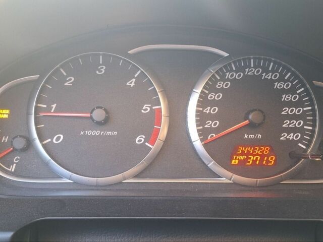 Сірий Мазда 6, об'ємом двигуна 2 л та пробігом 344 тис. км за 2800 $, фото 1 на Automoto.ua