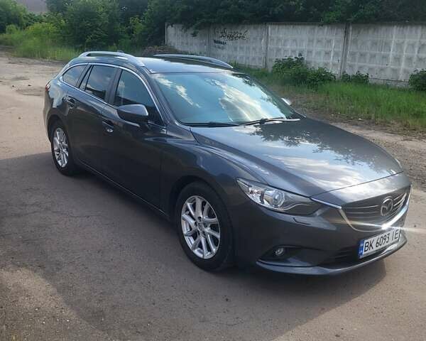 Сірий Мазда 6, об'ємом двигуна 2.19 л та пробігом 196 тис. км за 11650 $, фото 1 на Automoto.ua