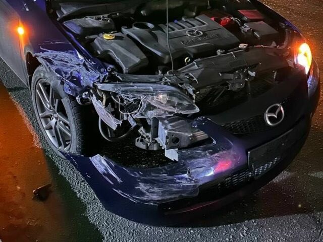 Синій Мазда 6, об'ємом двигуна 2 л та пробігом 240 тис. км за 3000 $, фото 1 на Automoto.ua