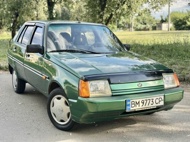 Синий Мазда 6, объемом двигателя 1.8 л и пробегом 220 тыс. км за 4500 $, фото 1 на Automoto.ua
